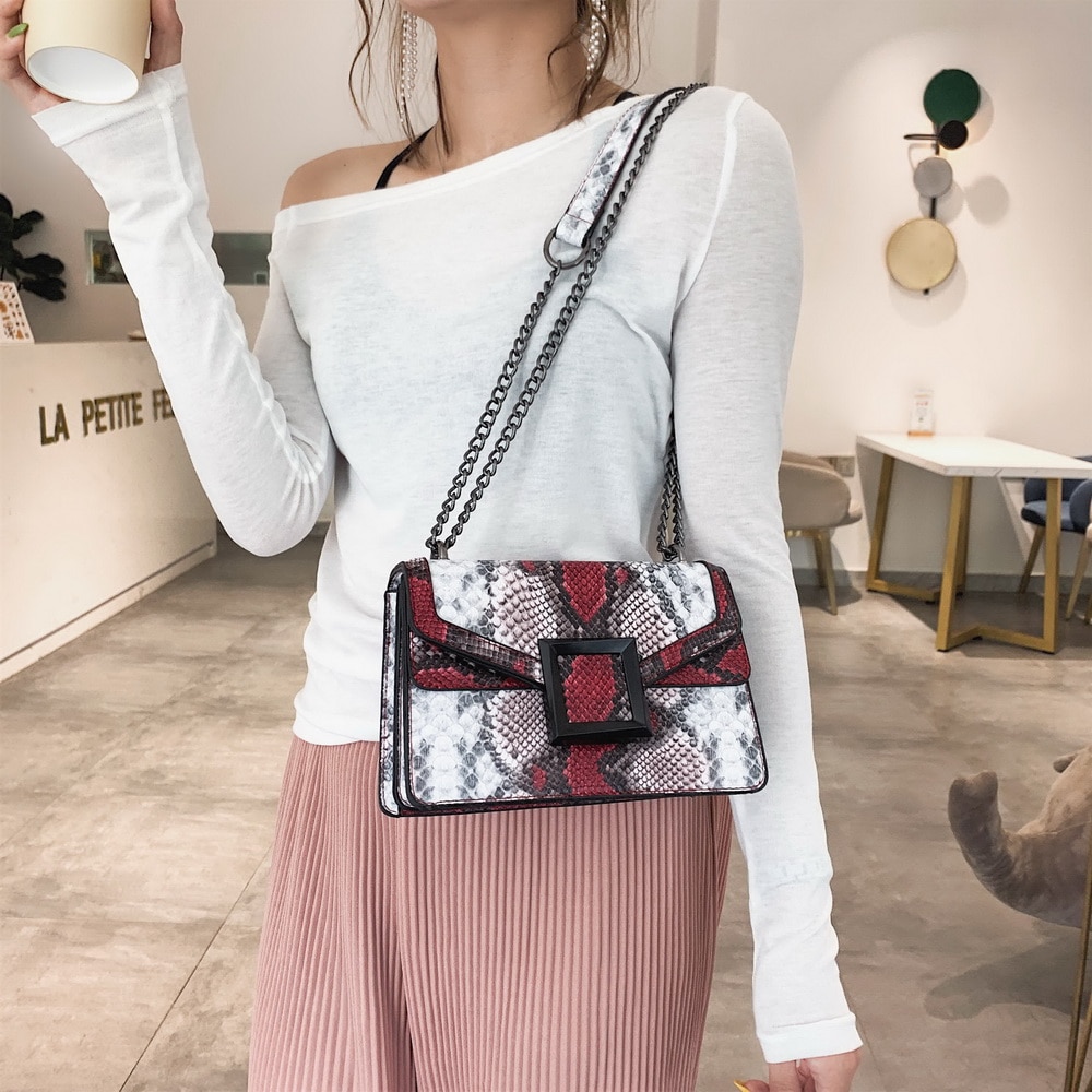 Luxury Serpentine Pattern Bag - Image 2